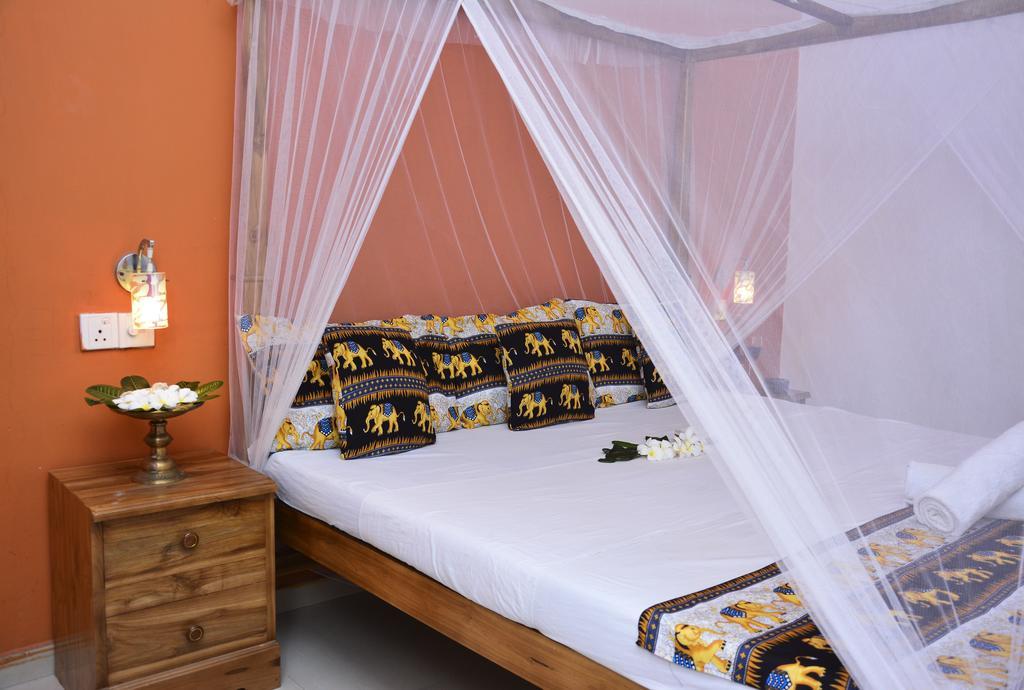Golden Lodge แทนกาลเล ห้อง รูปภาพ