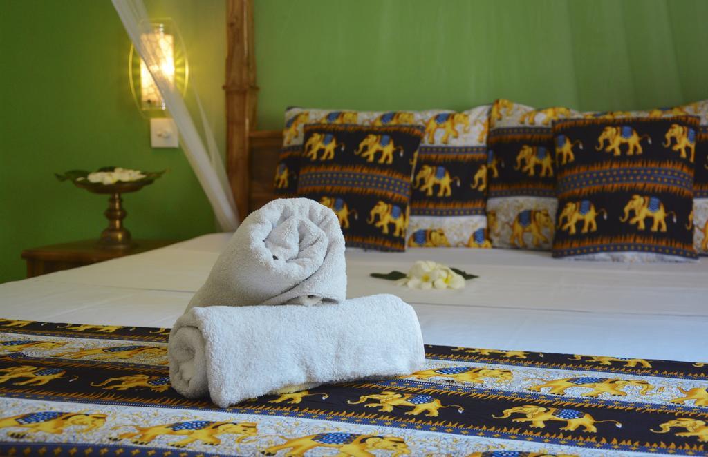 Golden Lodge แทนกาลเล ภายนอก รูปภาพ